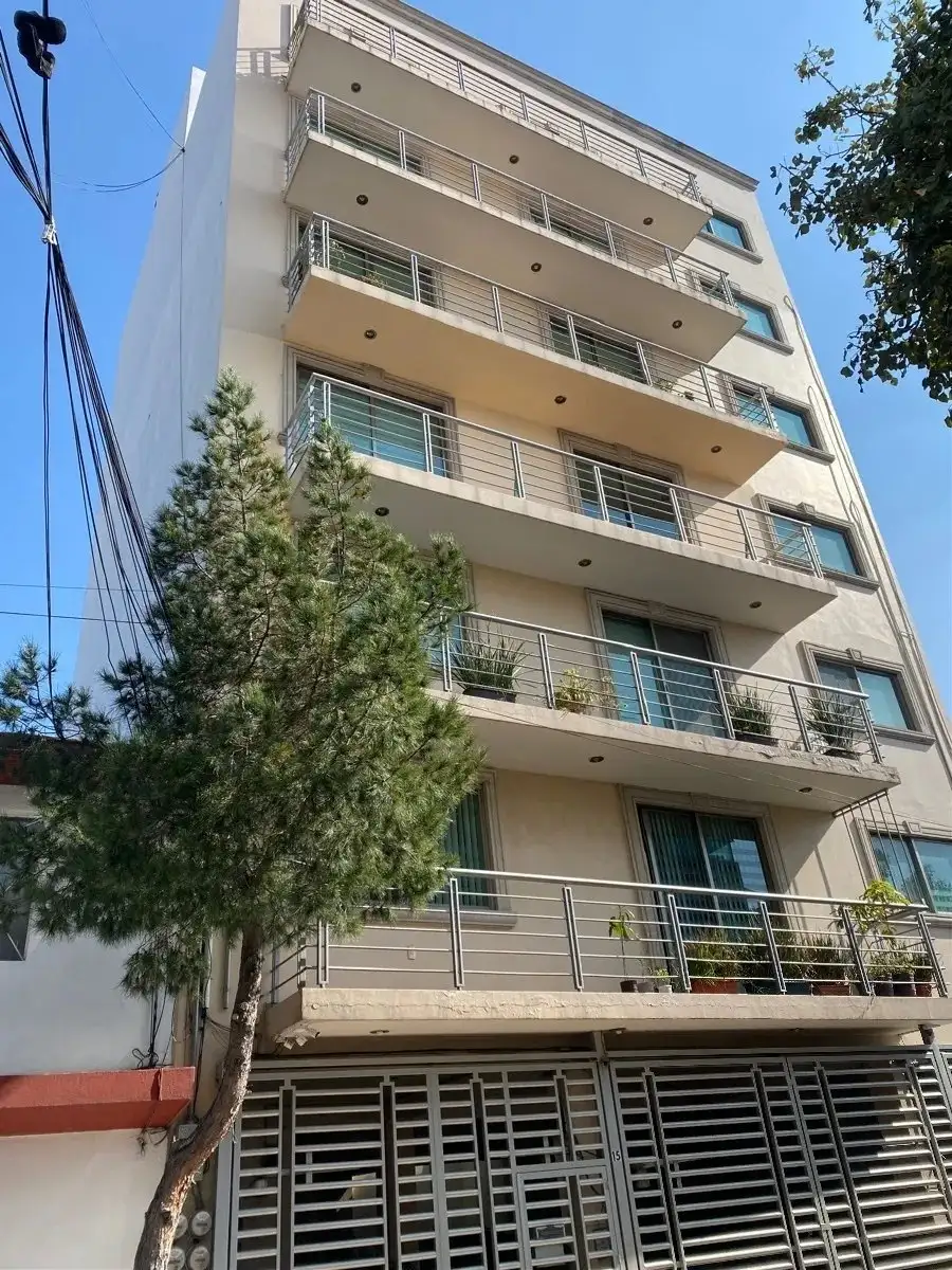 PH DE OPORTUNIDAD de 178m2, a 3 min de MUNDO E Y PLAZA SATÉLITE en Tlalnepantla de Baz — Propiedad de lujo | Monarca Brokers
